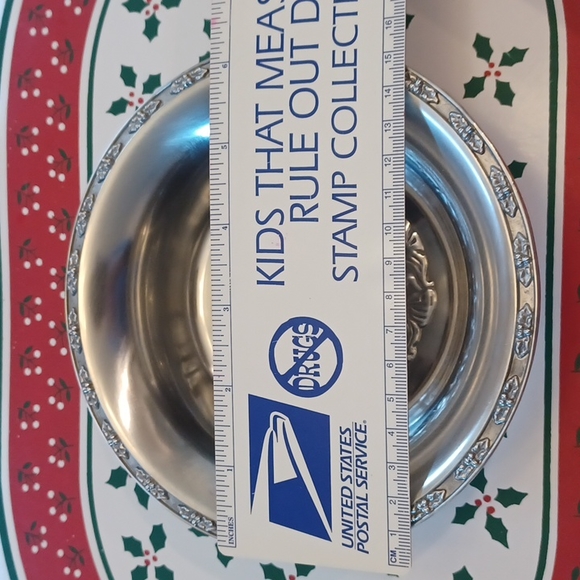 NEW CHRISTMAS BOWL - Picture 4 of 4